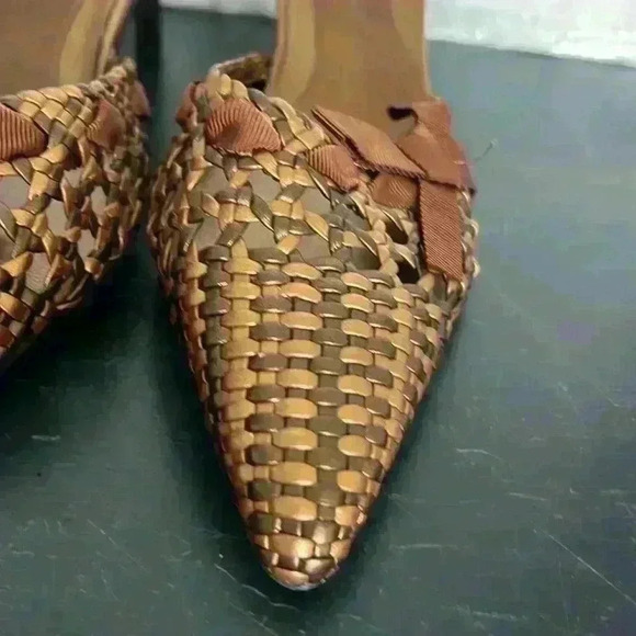 Alfani leather weave slides size 7 Gold Pewter - Picture 3 of 12